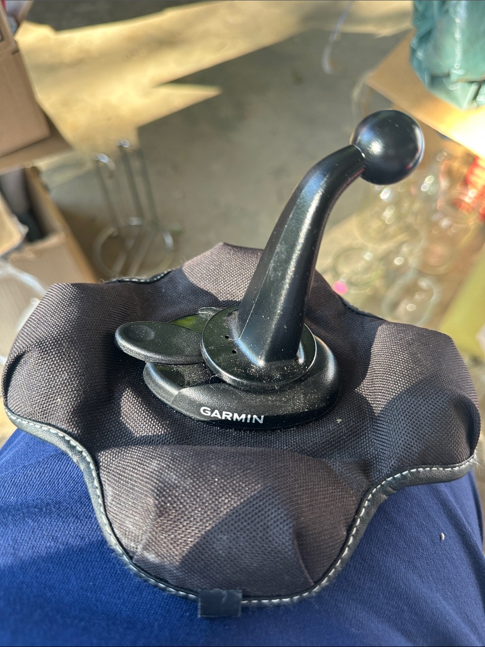 garmin Black Dashboard Suction Mount with Ball-Arm Attachment